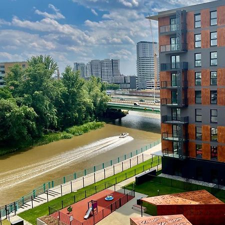 Jesionowe Apartamenty Nad Odra, Stare Miasto, Sauna W Jednym, Klimatyzacja , Garaz Podziemny 0 Zl, Odra River , Old Town, New Building, Air Conditioning, Sauna-One, Underground Garage Free فروتسواف المظهر الخارجي الصورة
