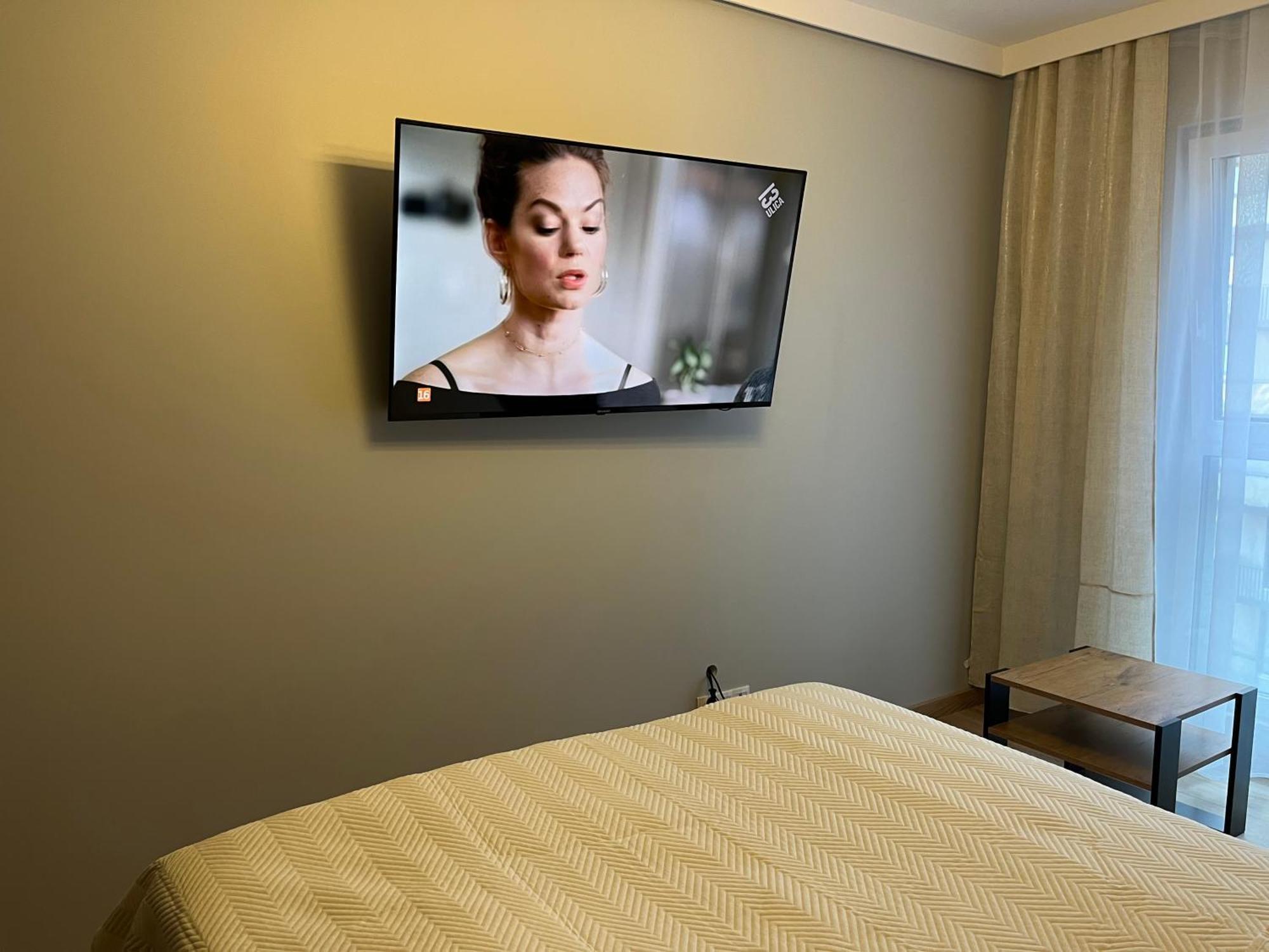 Jesionowe Apartamenty Nad Odra, Stare Miasto, Sauna W Jednym, Klimatyzacja , Garaz Podziemny 0 Zl, Odra River , Old Town, New Building, Air Conditioning, Sauna-One, Underground Garage Free فروتسواف المظهر الخارجي الصورة