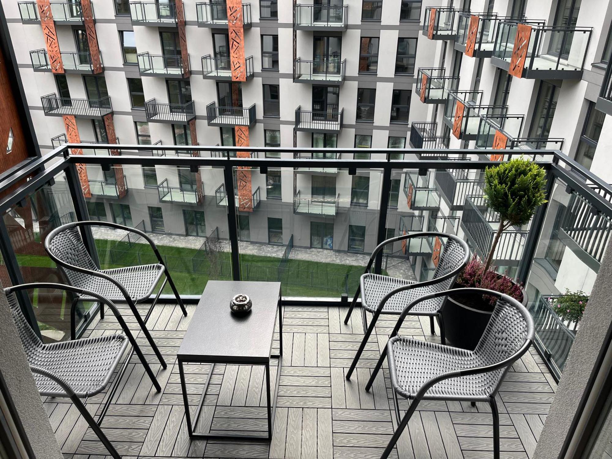 Jesionowe Apartamenty Nad Odra, Stare Miasto, Sauna W Jednym, Klimatyzacja , Garaz Podziemny 0 Zl, Odra River , Old Town, New Building, Air Conditioning, Sauna-One, Underground Garage Free فروتسواف المظهر الخارجي الصورة